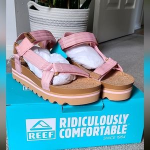 Reef Rem HI sandal